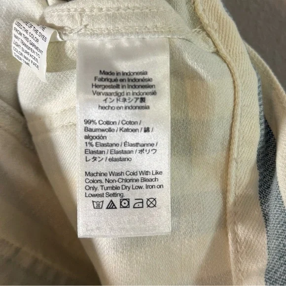 Madewell Emmett 2.0 Wide-Leg Crop Pants in Stripe: Patch-Pocket Edition 27 - Picture 9 of 10